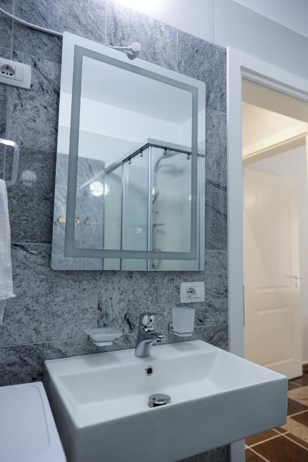 Fishta Apartments Q5 35 Velipojë 外观 照片